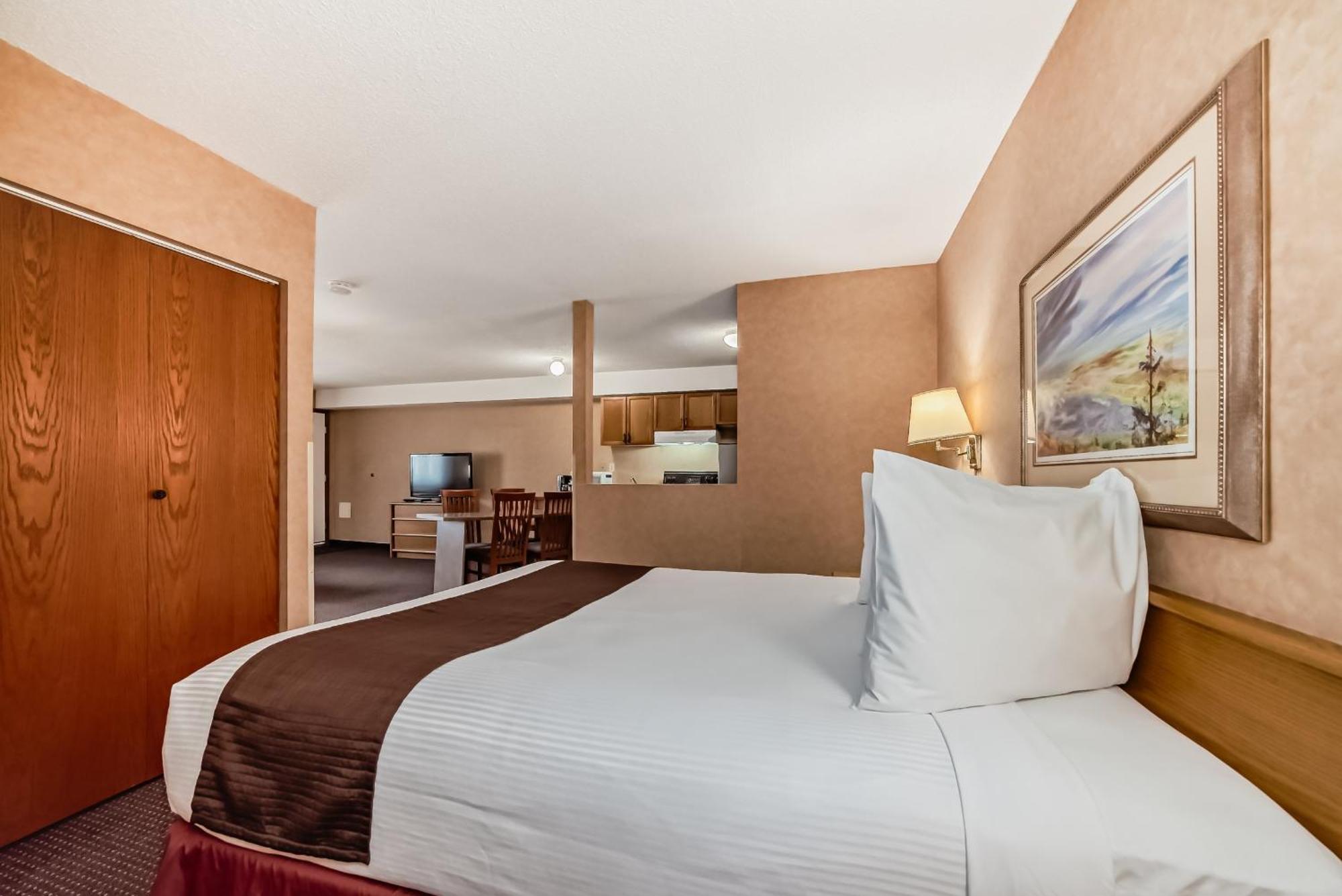 Stony Plain Inn & Suites ภายนอก รูปภาพ