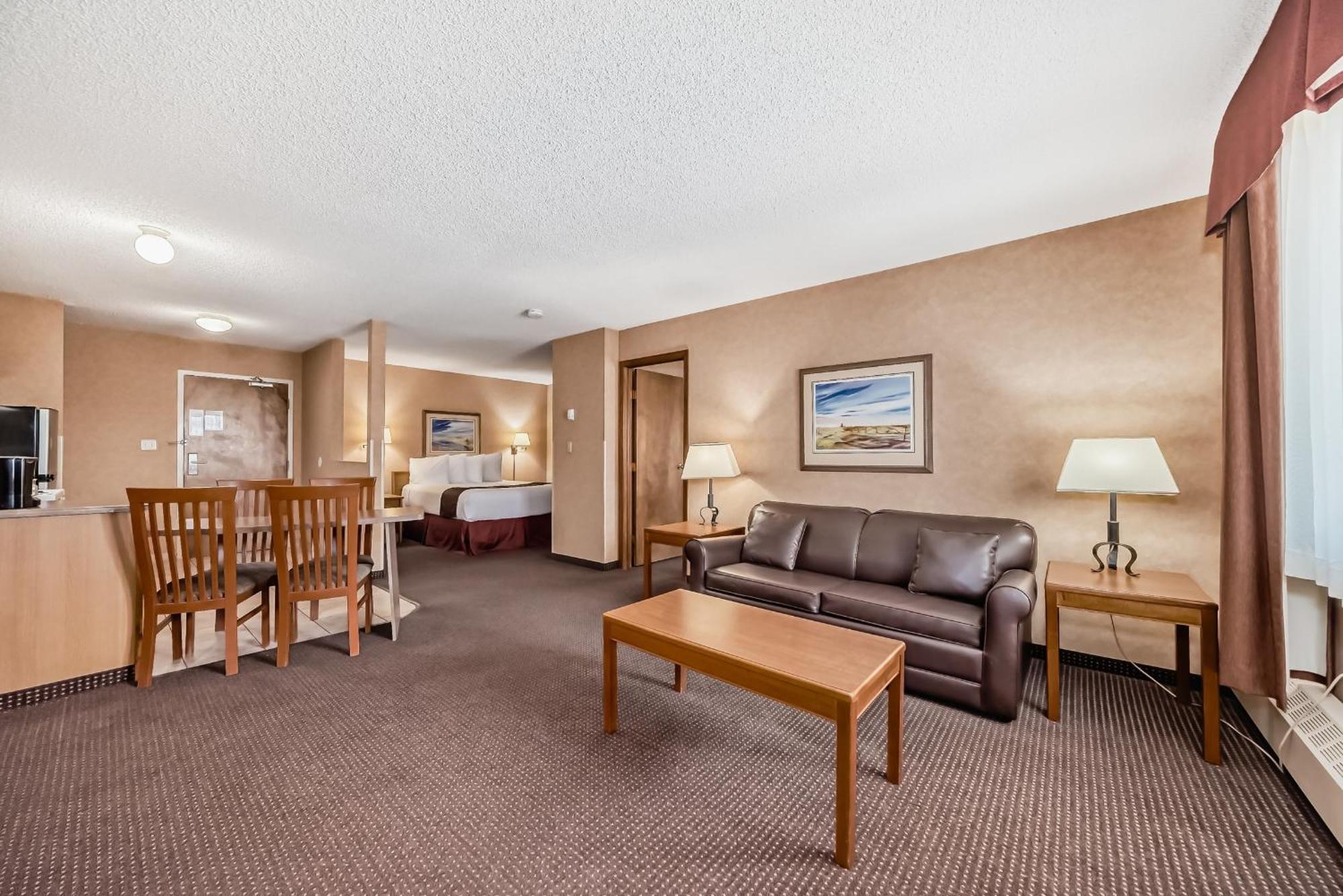 Stony Plain Inn & Suites ภายนอก รูปภาพ