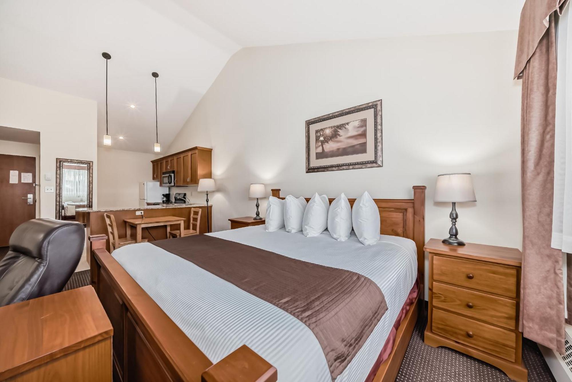 Stony Plain Inn & Suites ภายนอก รูปภาพ