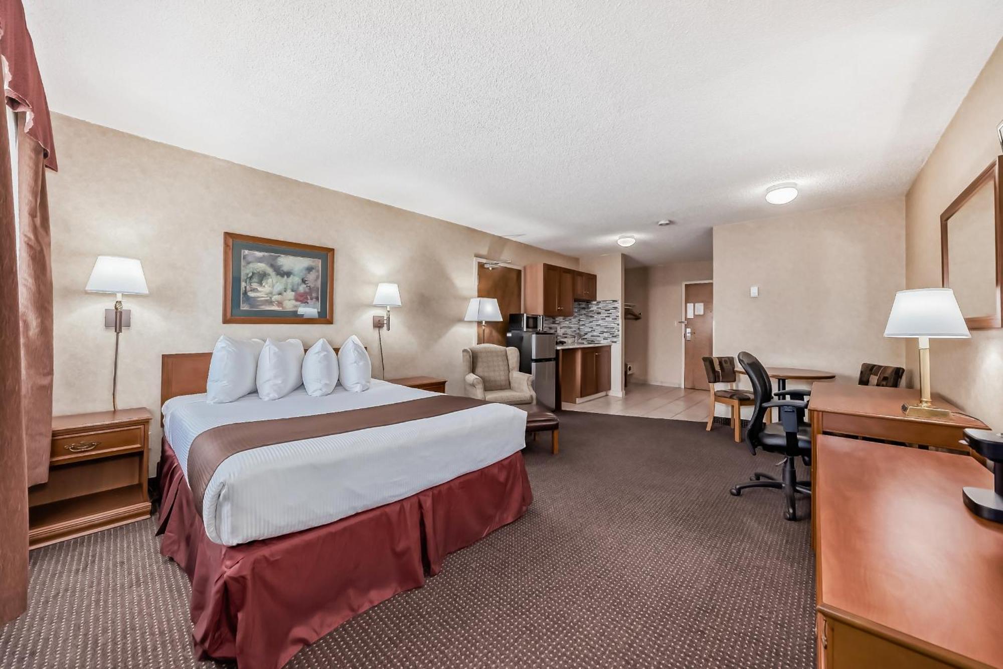 Stony Plain Inn & Suites ภายนอก รูปภาพ